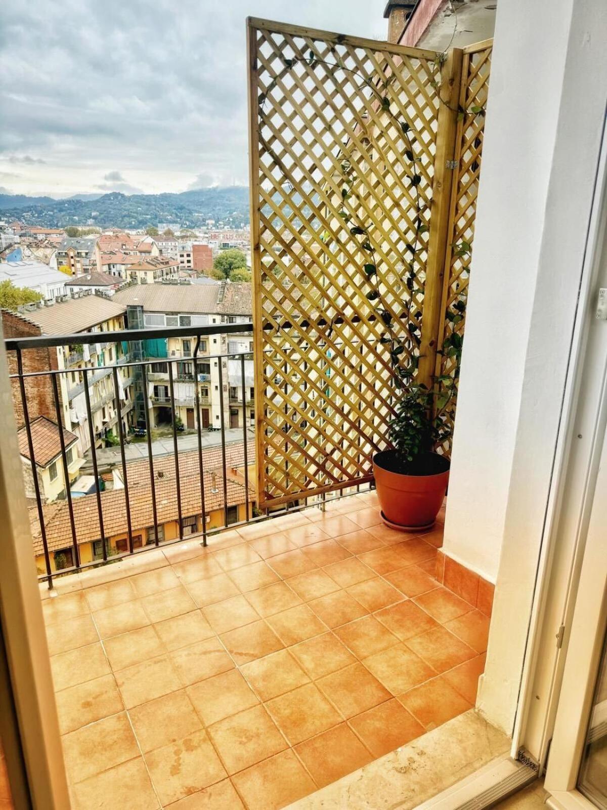 Gianduja - Attico Con Terrazzo Apartamento Turim Exterior foto